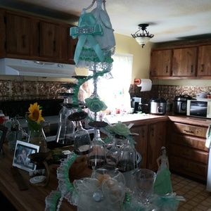 Table center decoration for quinceanera key